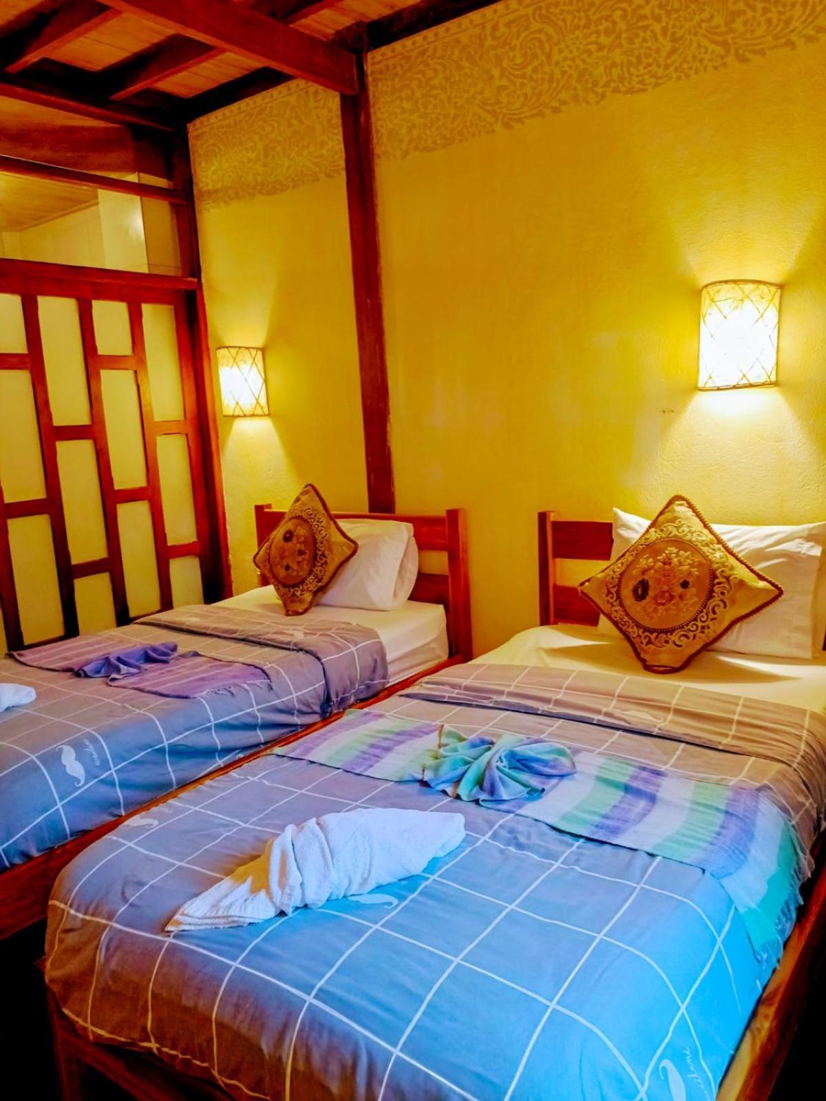 Ireenkevin Guesthouse Luang Prabang Exteriör bild