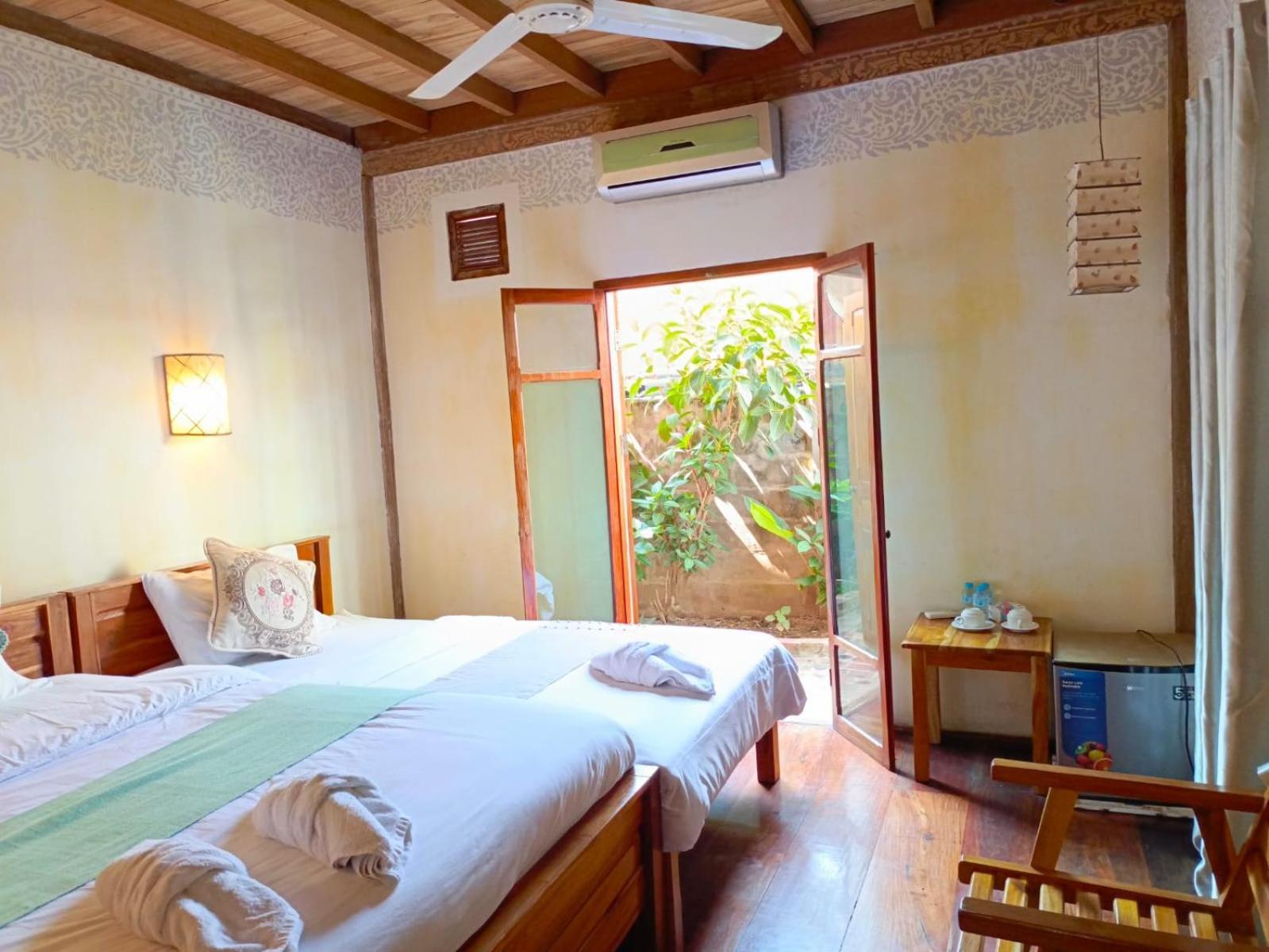 Ireenkevin Guesthouse Luang Prabang Exteriör bild