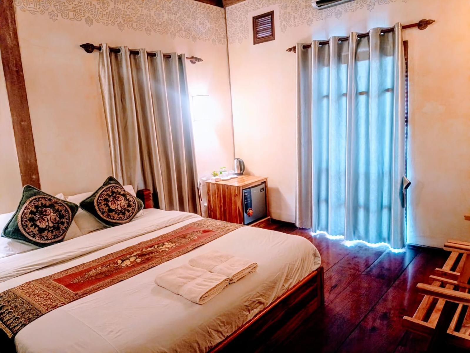 Ireenkevin Guesthouse Luang Prabang Exteriör bild